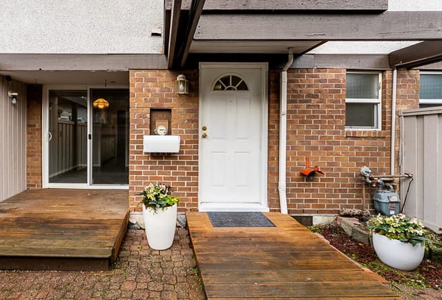 15- 3046 Coast Meridian Road